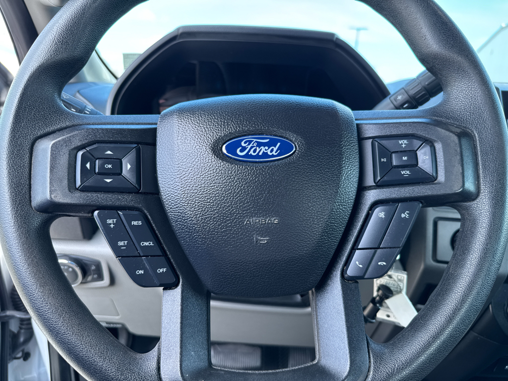 Used 2021 Oxford White Ford XL image 23