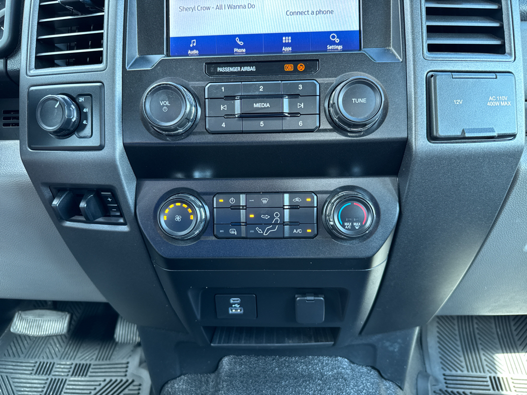 Used 2021 Oxford White Ford XL image 24