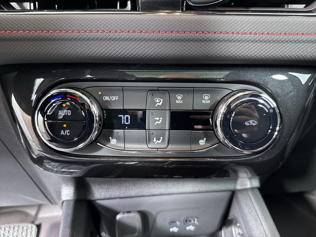 Used 2024  Chevrolet RS image 23