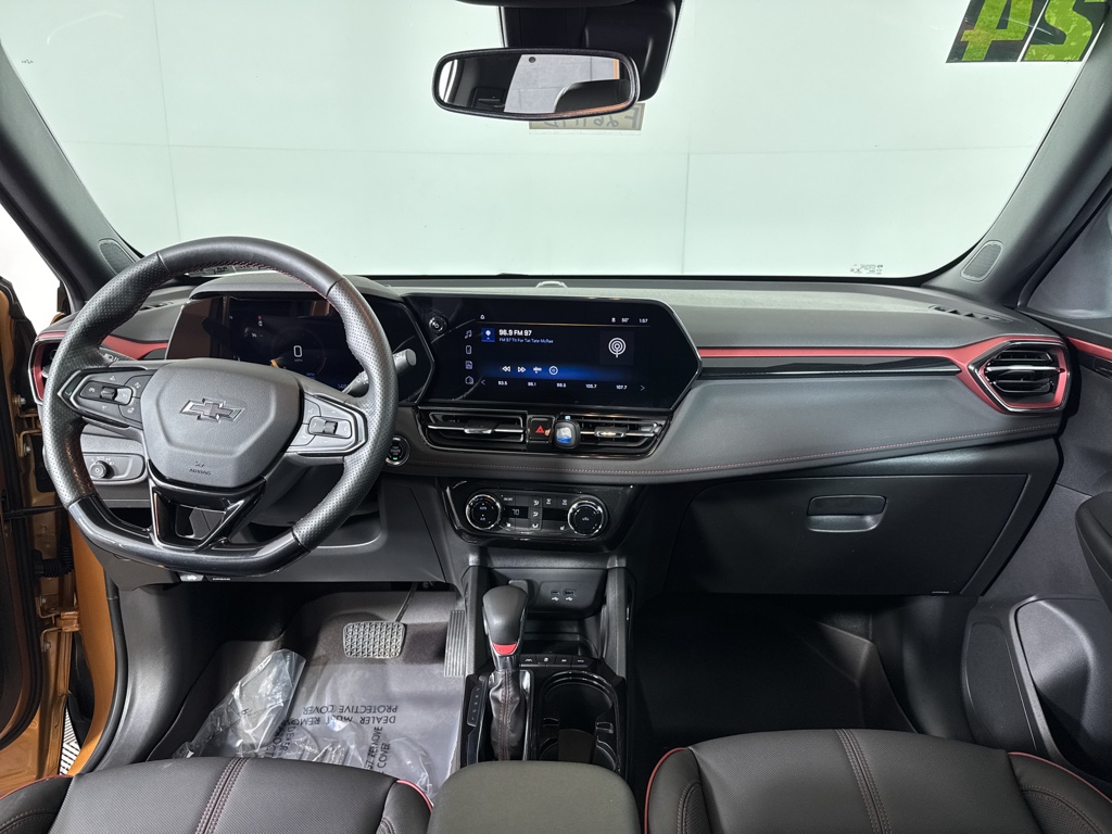 Used 2024  Chevrolet RS image 4