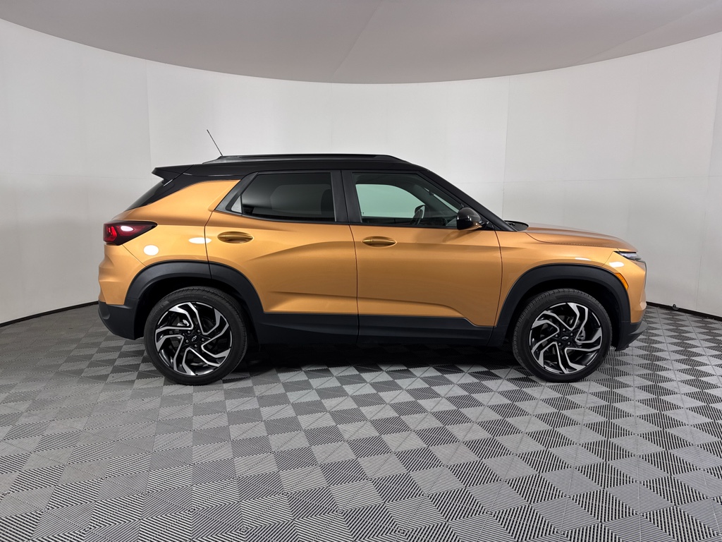 Used 2024  Chevrolet RS image 13