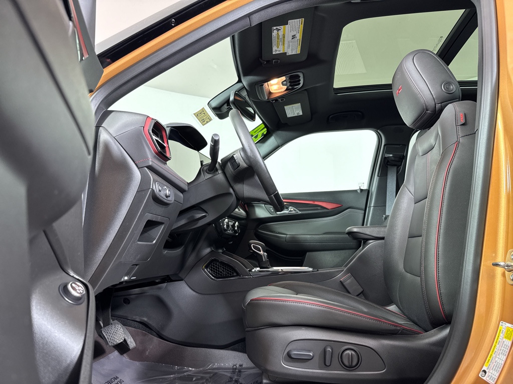 Used 2024  Chevrolet RS image 6