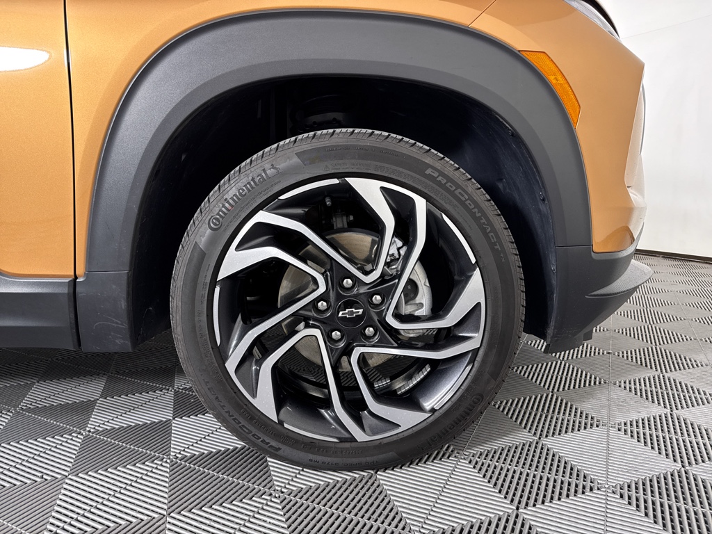 Used 2024  Chevrolet RS image 20