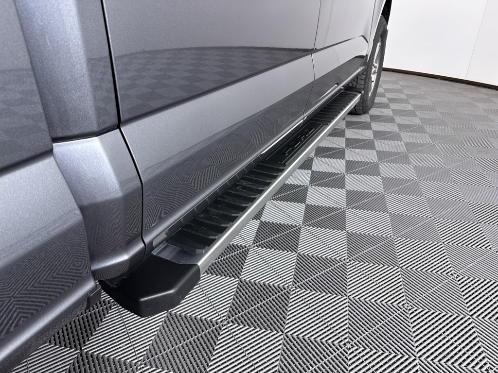 Used 2024 Carbonized Gray Metallic Ford XLT image 25