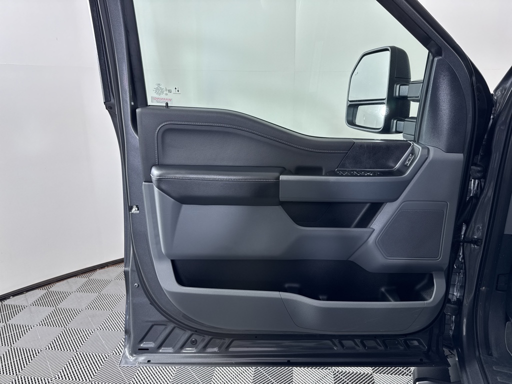 Used 2024 Carbonized Gray Metallic Ford XLT image 27