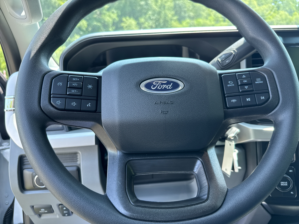 New 2026 Oxford White Ford  image 19