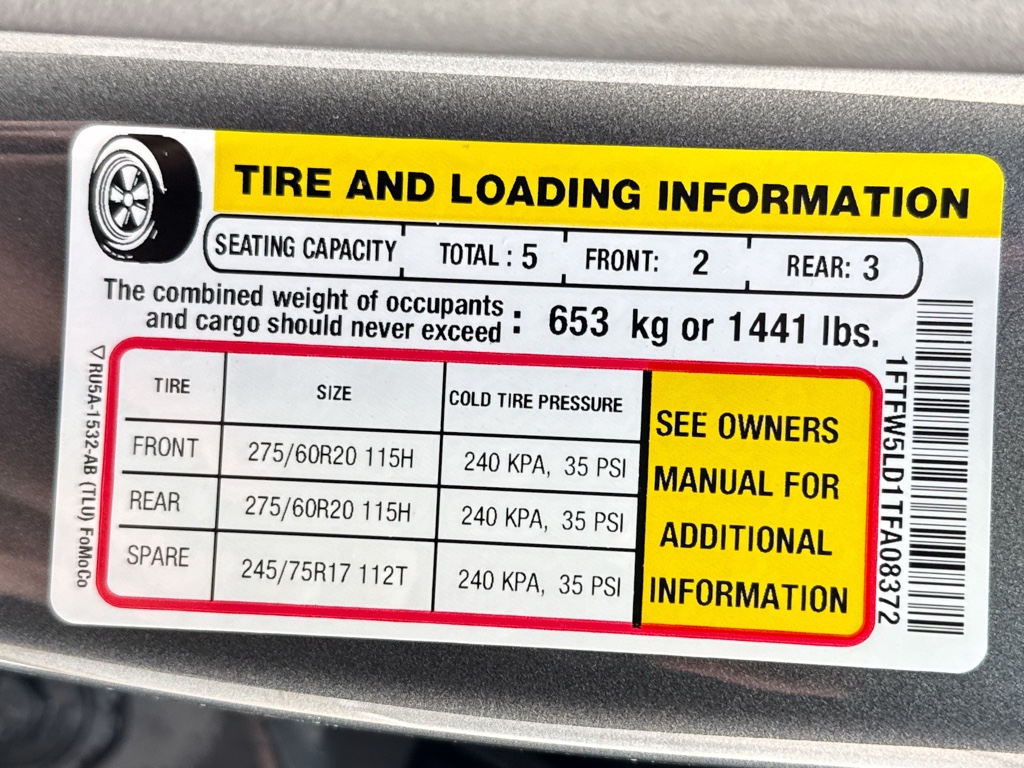 New 2026 Carbonized Gray Metallic Ford LARIAT image 30