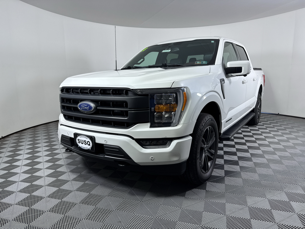 Used 2023 Star White Metallic Tri-Coat Ford LARIAT image 17