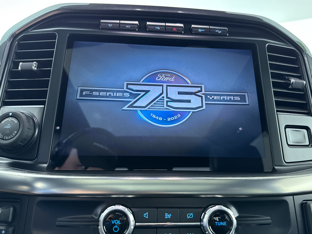 Used 2023 Star White Metallic Tri-Coat Ford LARIAT image 16