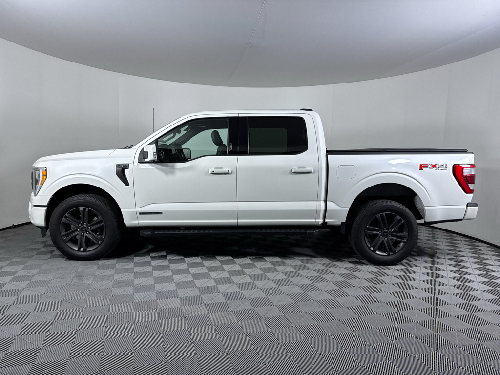 Used 2023 Star White Metallic Tri-Coat Ford LARIAT image 12
