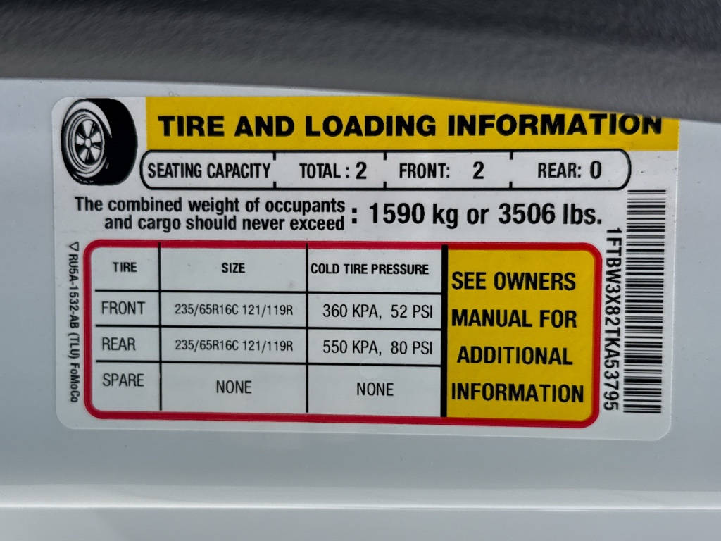 New 2026 Oxford White Ford Base image 32