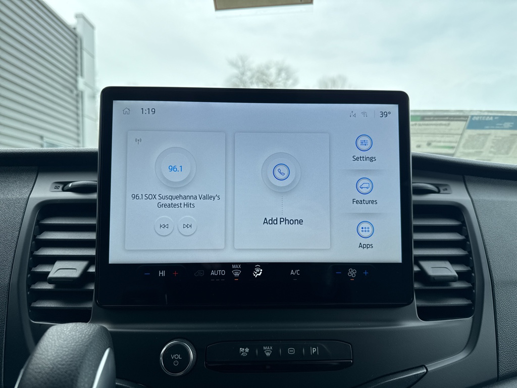 New 2026 Oxford White Ford Base image 15