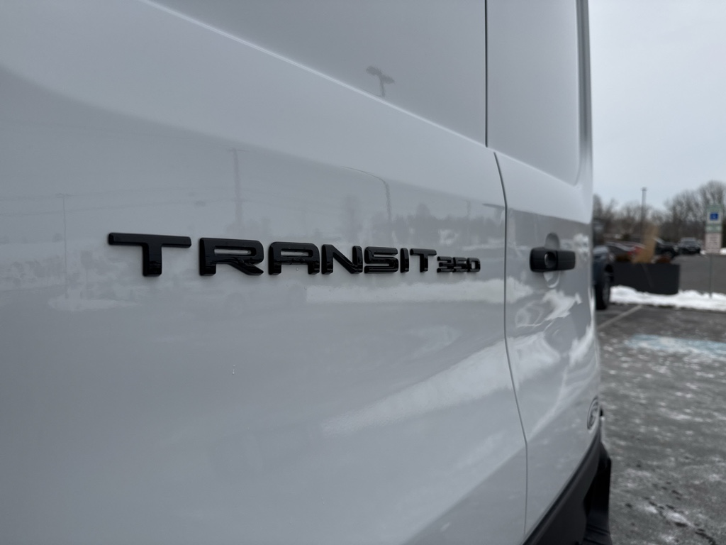 New 2026 Oxford White Ford Base image 31