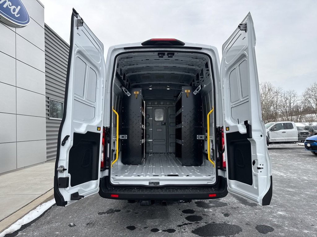 New 2026 Oxford White Ford Base image 8