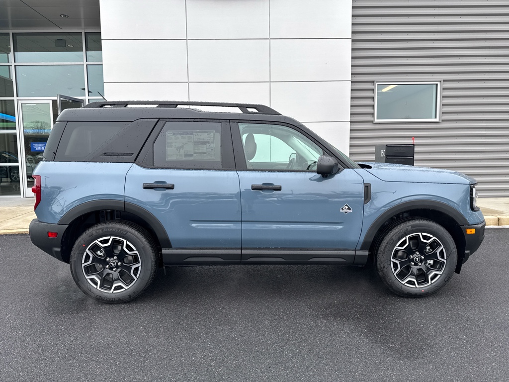 New 2026 Azure Gray Metallic Tri-coat Ford Outer Banks image 11