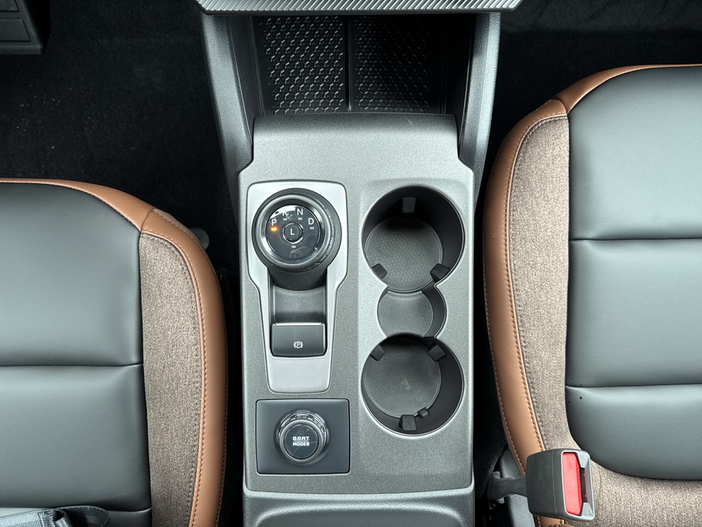 New 2026 Azure Gray Metallic Tri-coat Ford Outer Banks image 21