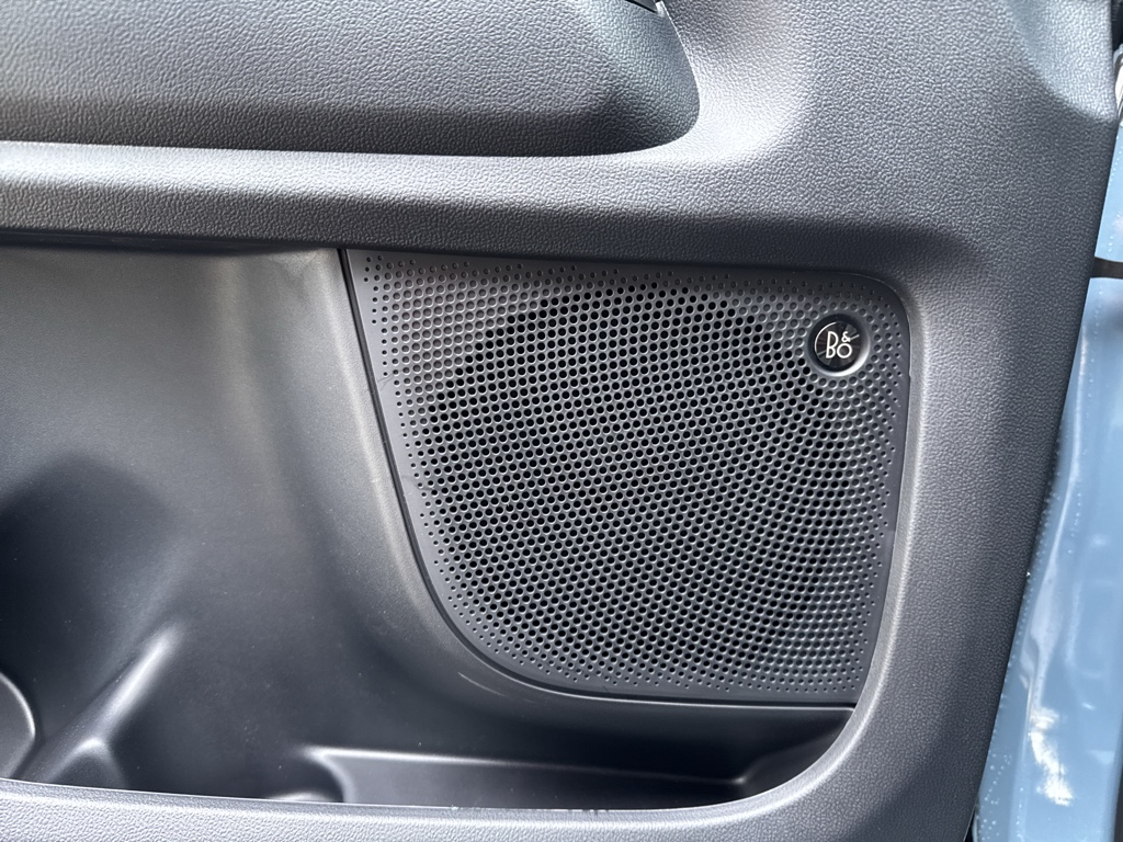 New 2026 Azure Gray Metallic Tri-coat Ford Outer Banks image 26