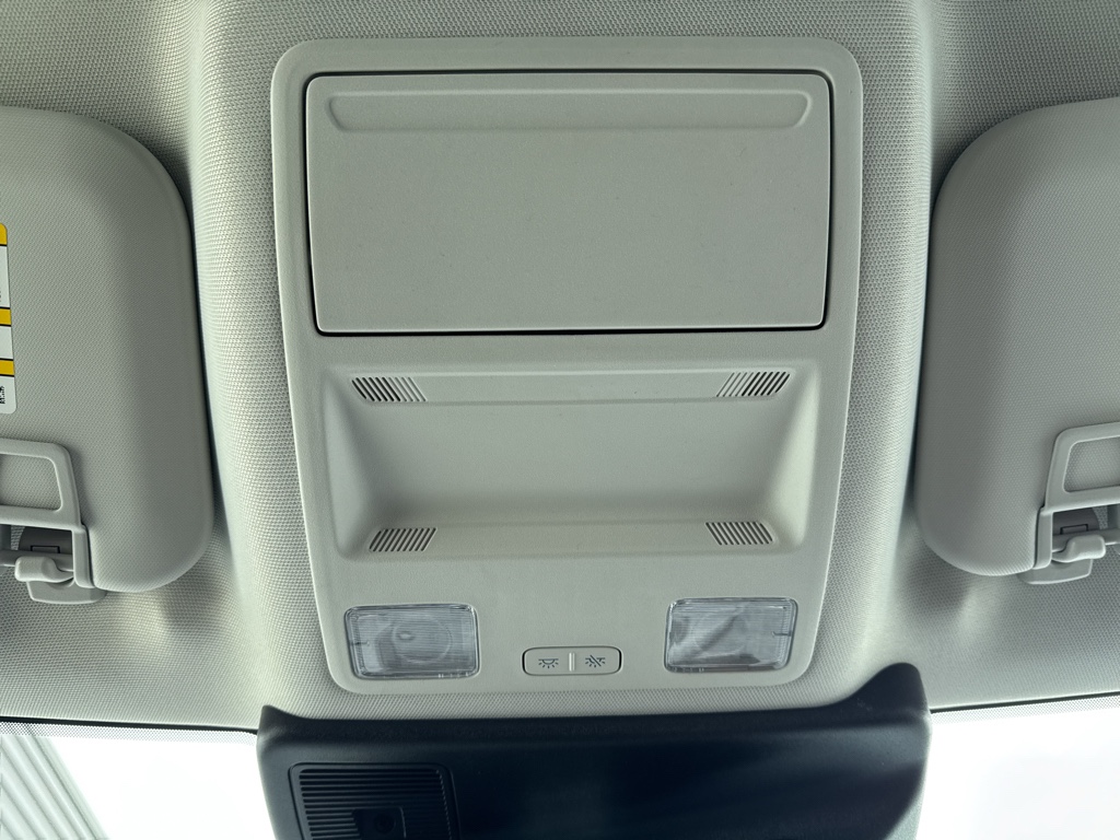 New 2026 Azure Gray Metallic Tri-coat Ford Outer Banks image 28