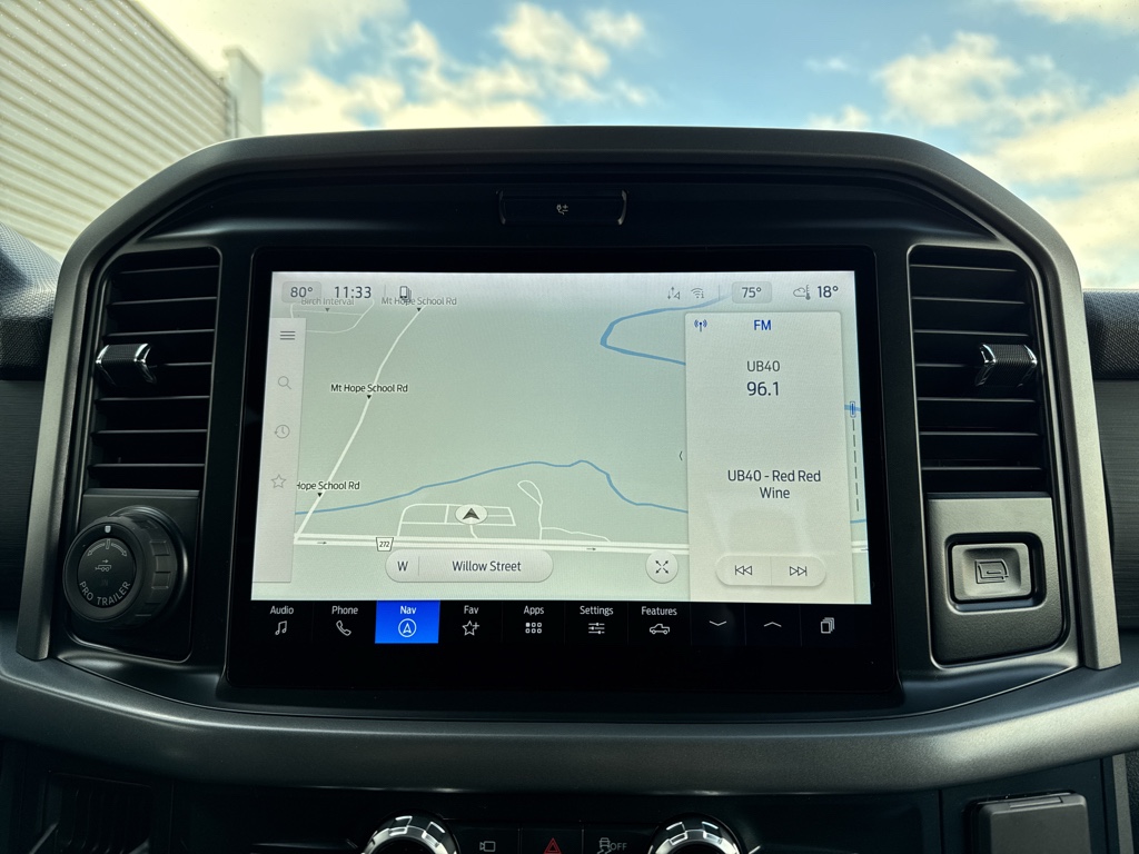 New 2026 Carbonized Gray Metallic Ford XLT image 12