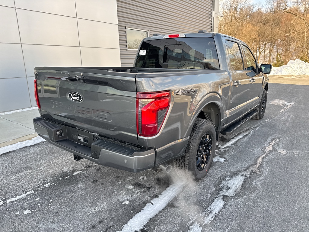 New 2026 Carbonized Gray Metallic Ford XLT image 17