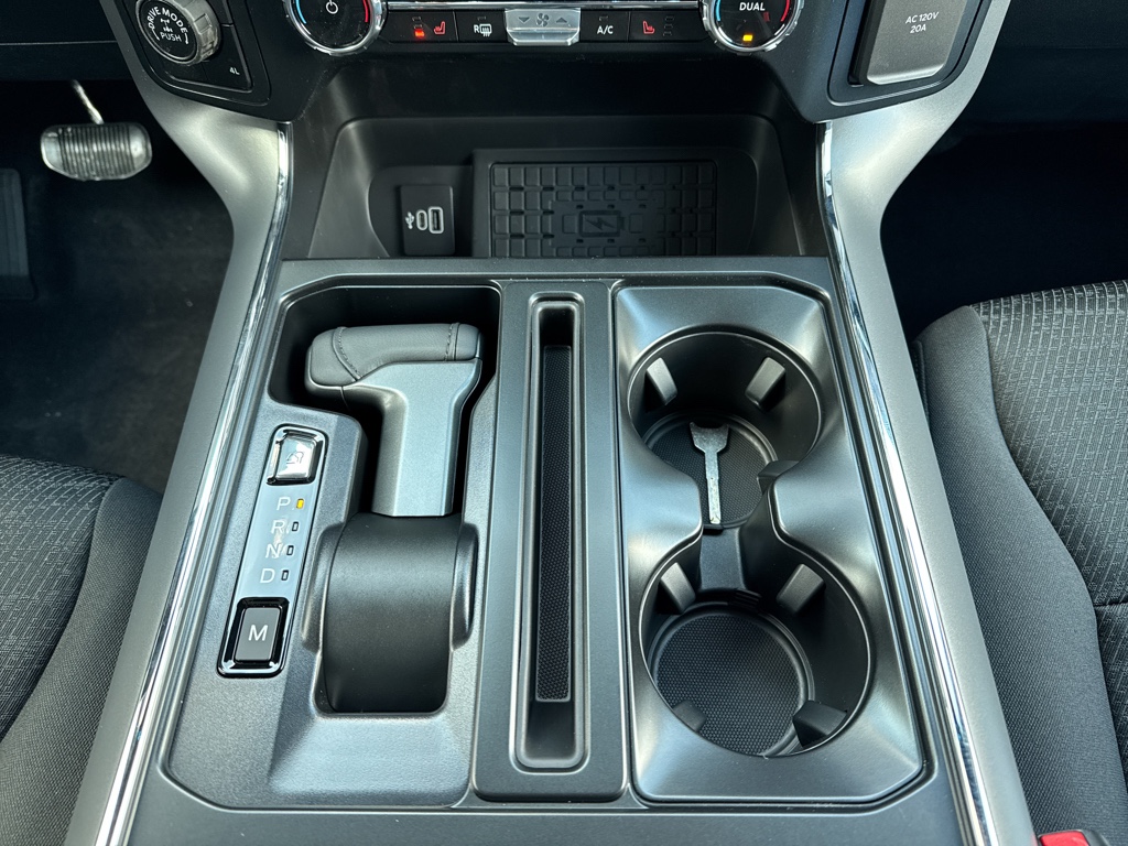 New 2026 Carbonized Gray Metallic Ford XLT image 20