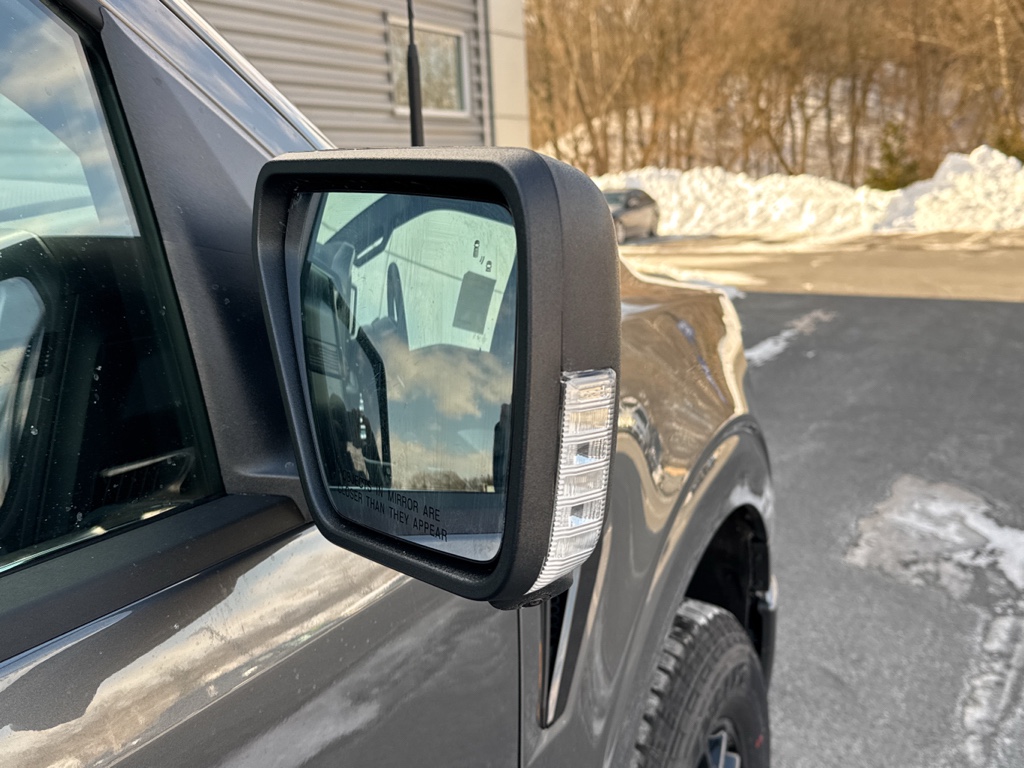 New 2026 Carbonized Gray Metallic Ford XLT image 24