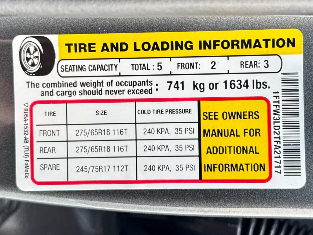 New 2026 Carbonized Gray Metallic Ford XLT image 28