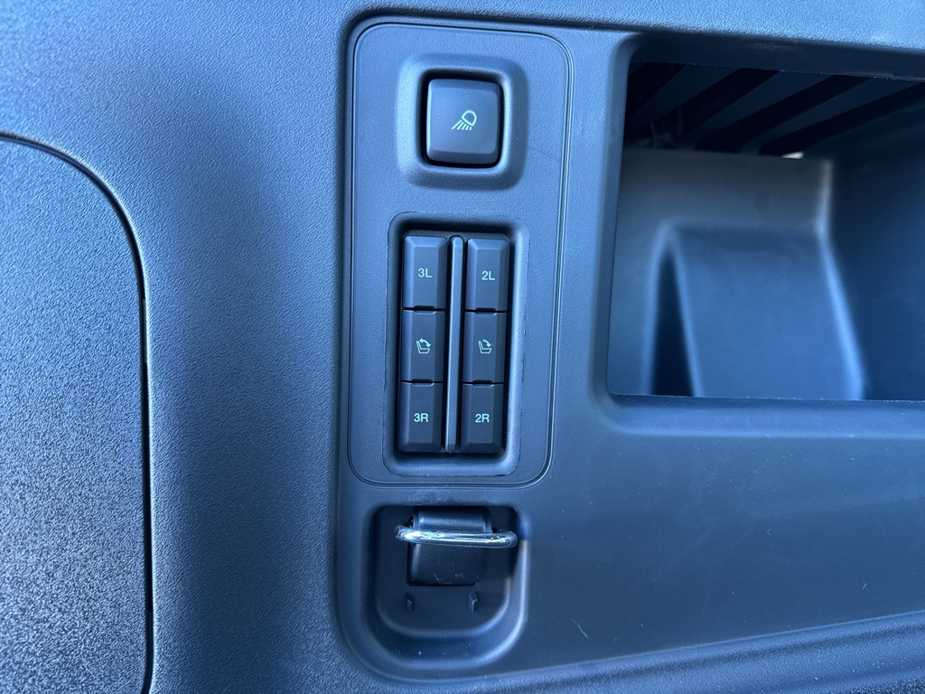 New 2026 Glacier Gray Met Tri-coat Ford Platinum image 8