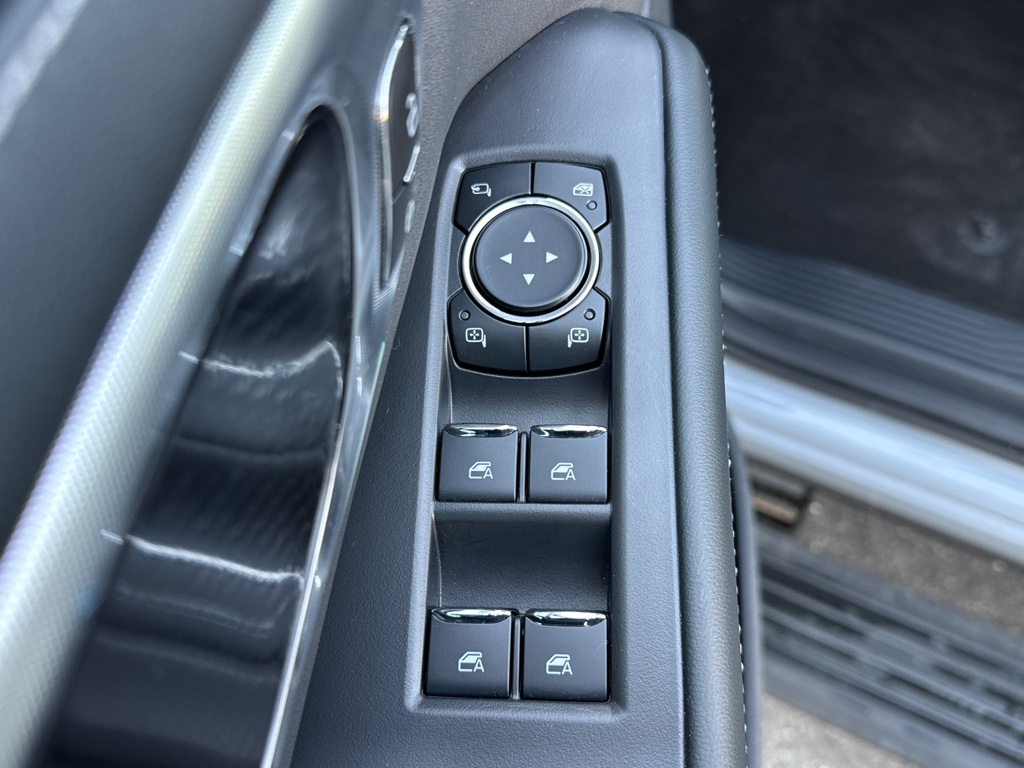 New 2026 Glacier Gray Met Tri-coat Ford Platinum image 24