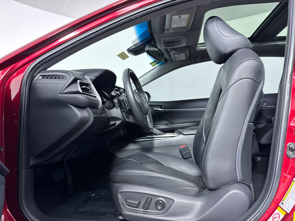Used 2018 Ruby Flare Pearl Toyota XSE image 5