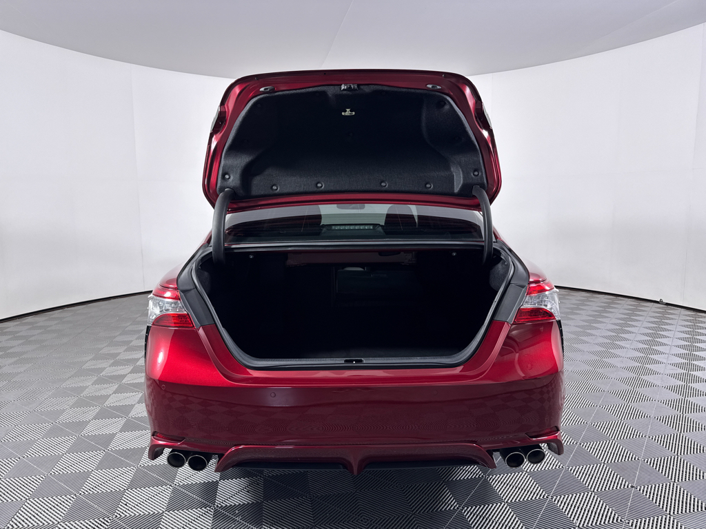 Used 2018 Ruby Flare Pearl Toyota XSE image 8