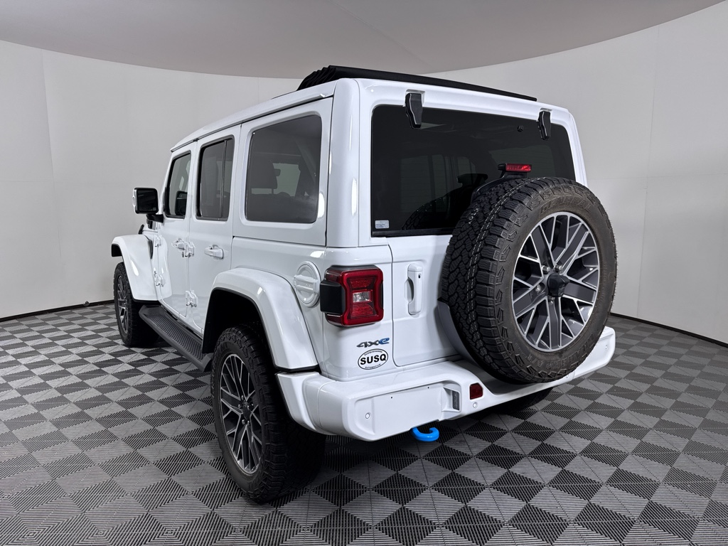 Used 2024 Bright White Clearcoat Jeep High Altitude image 20