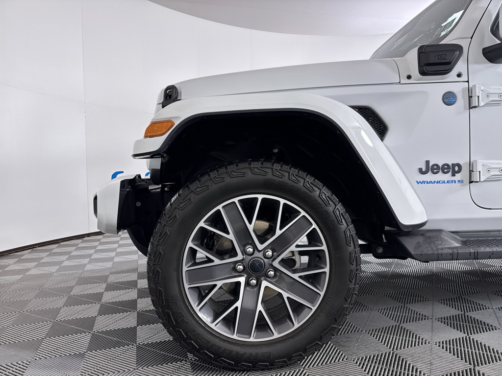 Used 2024 Bright White Clearcoat Jeep High Altitude image 22