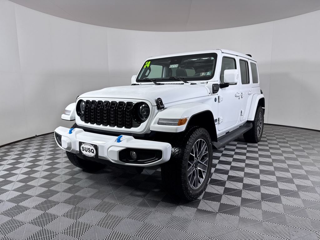 Used 2024 Bright White Clearcoat Jeep High Altitude image 19