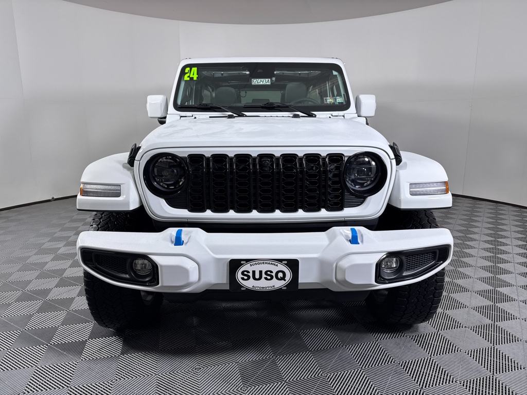 Used 2024 Bright White Clearcoat Jeep High Altitude image 2
