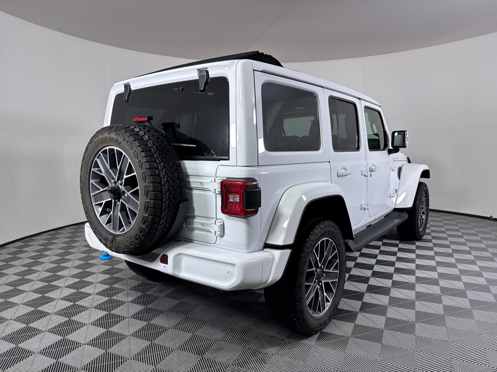 Used 2024 Bright White Clearcoat Jeep High Altitude image 21