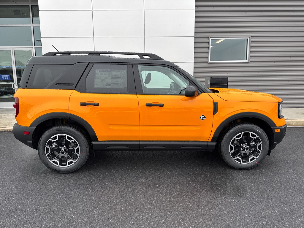 New 2026 Orange Fury Metallic Tri-Coat Ford Outer Banks image 11