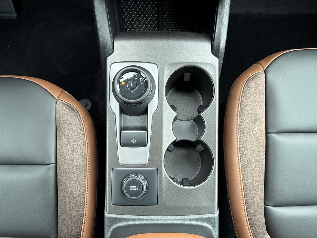 New 2026 Orange Fury Metallic Tri-Coat Ford Outer Banks image 21