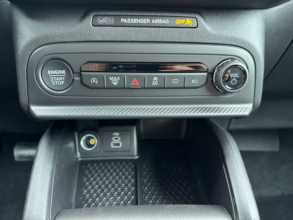 New 2026 Orange Fury Metallic Tri-Coat Ford Outer Banks image 22