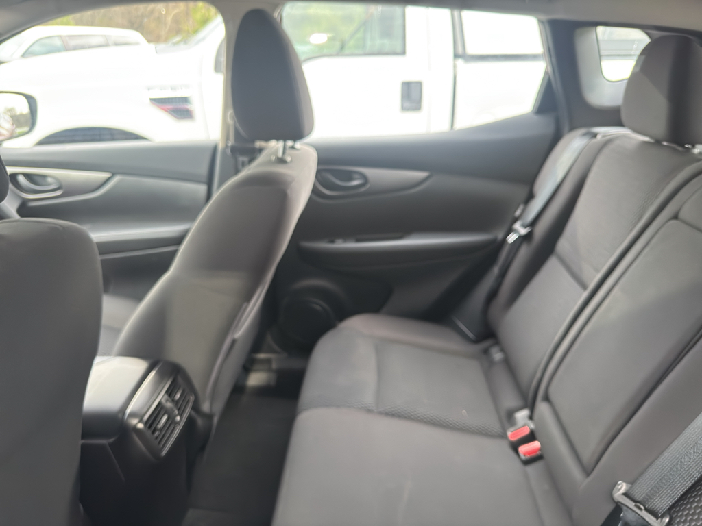 Used 2022 Scarlet Ember Pearl Metallic Nissan S image 7