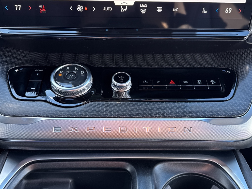 New 2026 Stone Blue Metallic Ford Platinum image 22