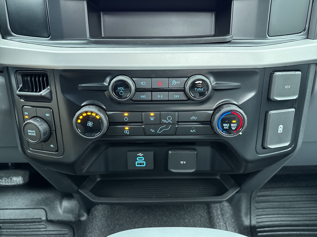 New 2026 Oxford White Ford  image 21