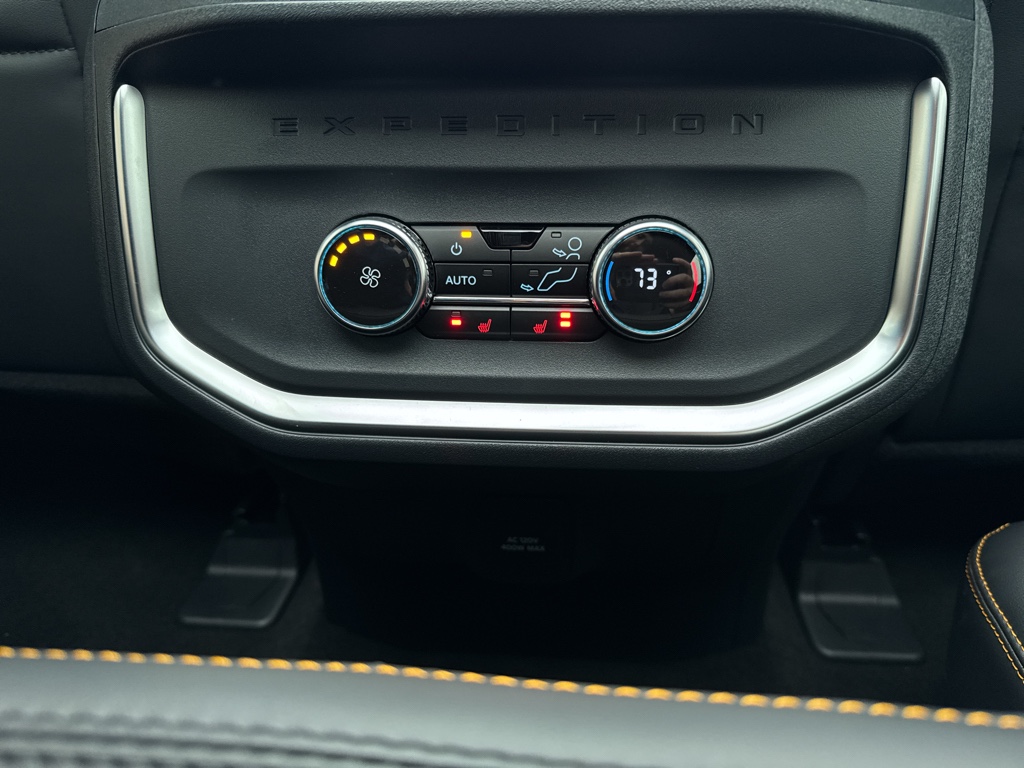 New 2026 Glacier Gray Met Tri-coat Ford Tremor image 24