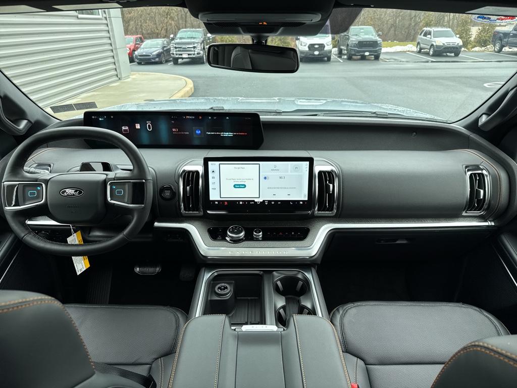 New 2026 Glacier Gray Met Tri-coat Ford Tremor image 3