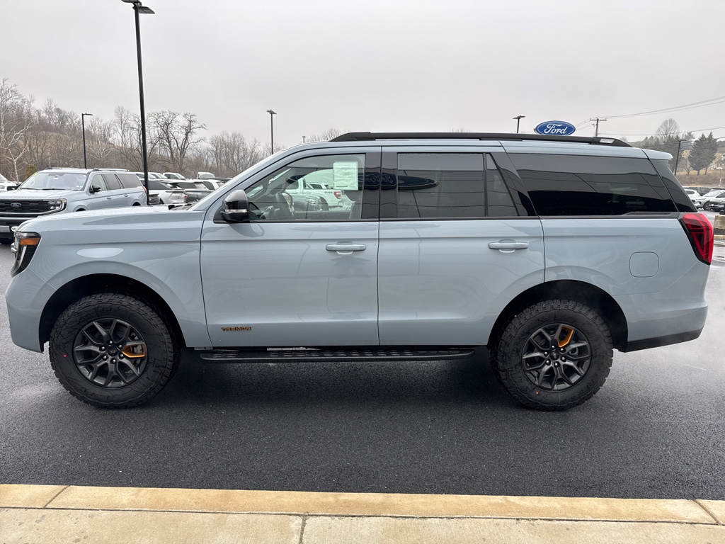 New 2026 Glacier Gray Met Tri-coat Ford Tremor image 12