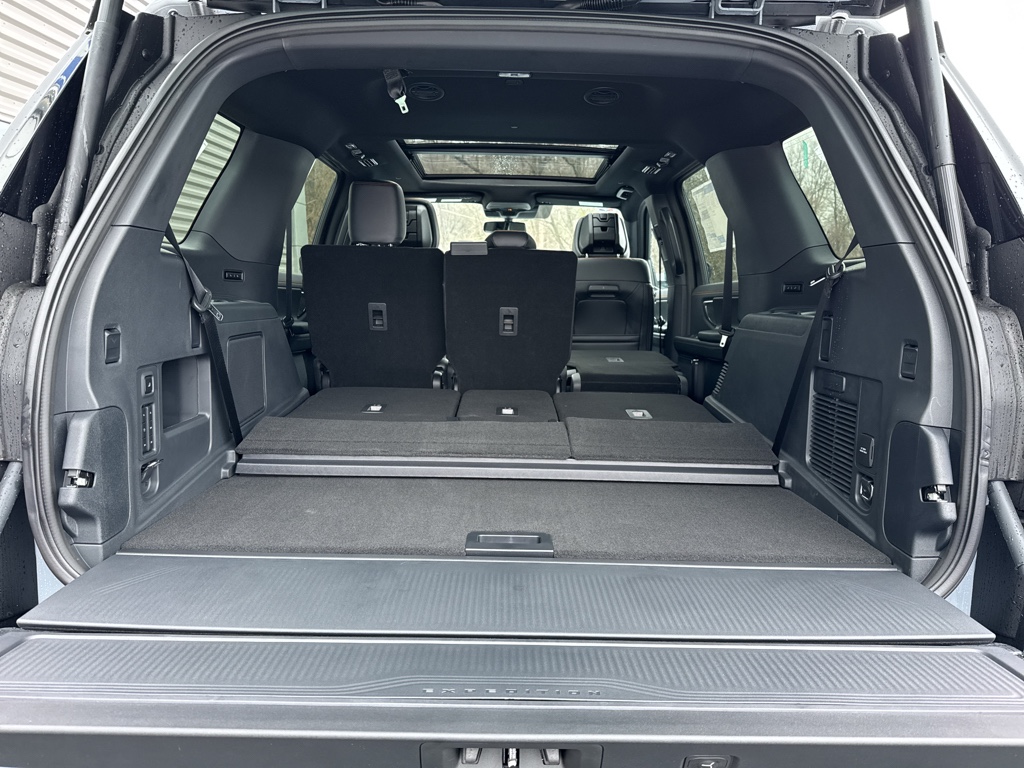 New 2026 Glacier Gray Met Tri-coat Ford Tremor image 6