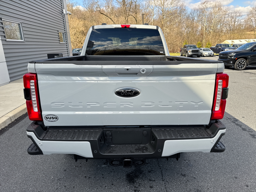 New 2026 Avalanche Ford XLT image 7