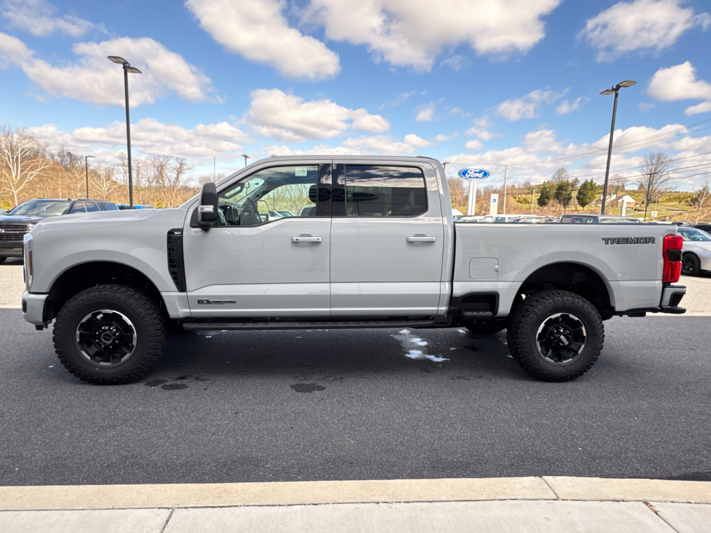 New 2026 Avalanche Ford XLT image 10
