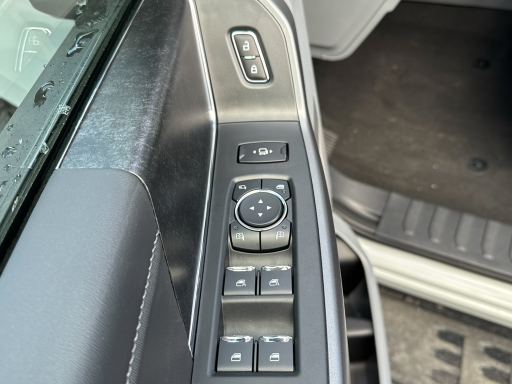 New 2026 Avalanche Ford XLT image 20