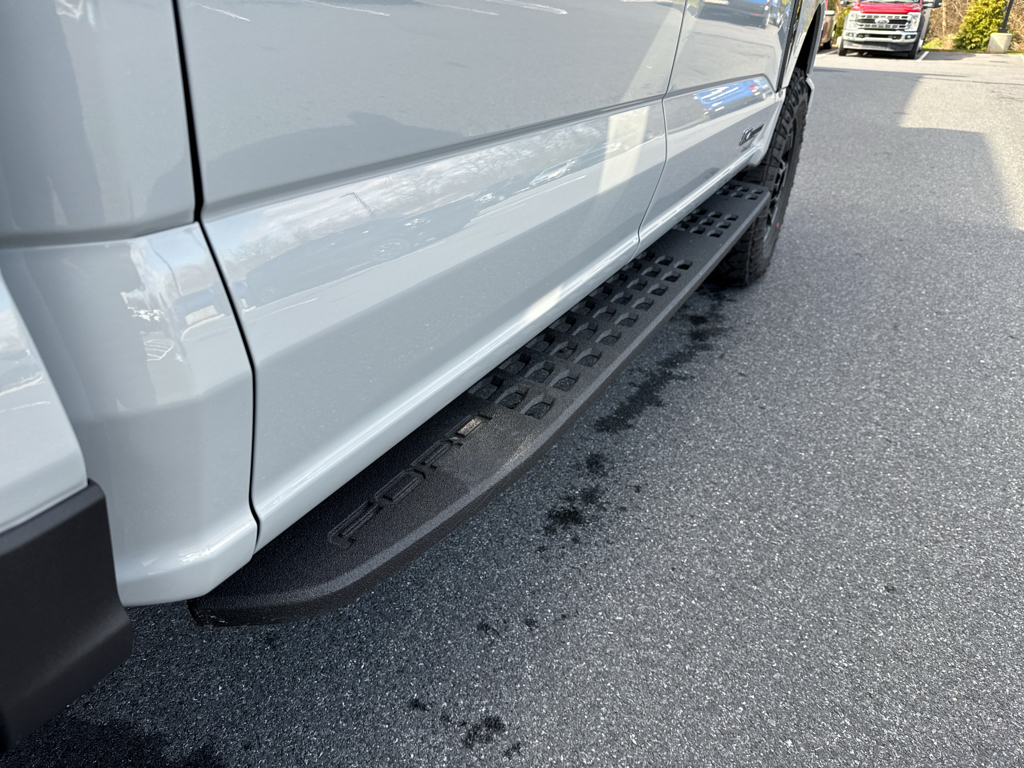 New 2026 Avalanche Ford XLT image 21